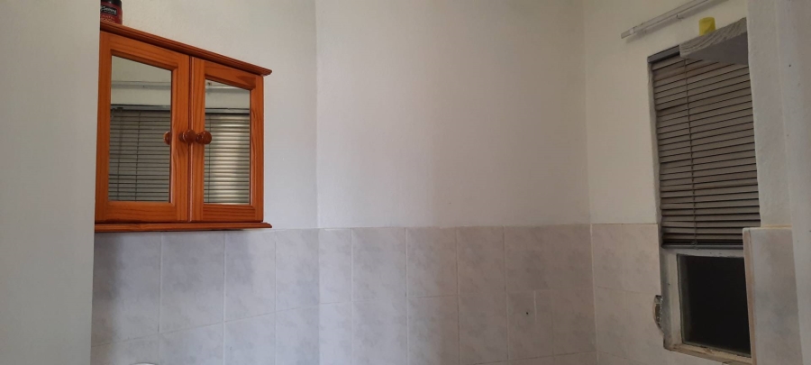 2 Bedroom Property for Sale in South Crest Gauteng