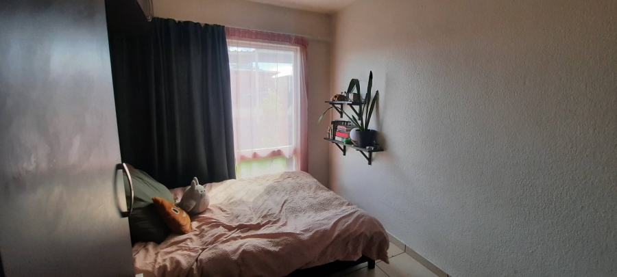 2 Bedroom Property for Sale in South Crest Gauteng