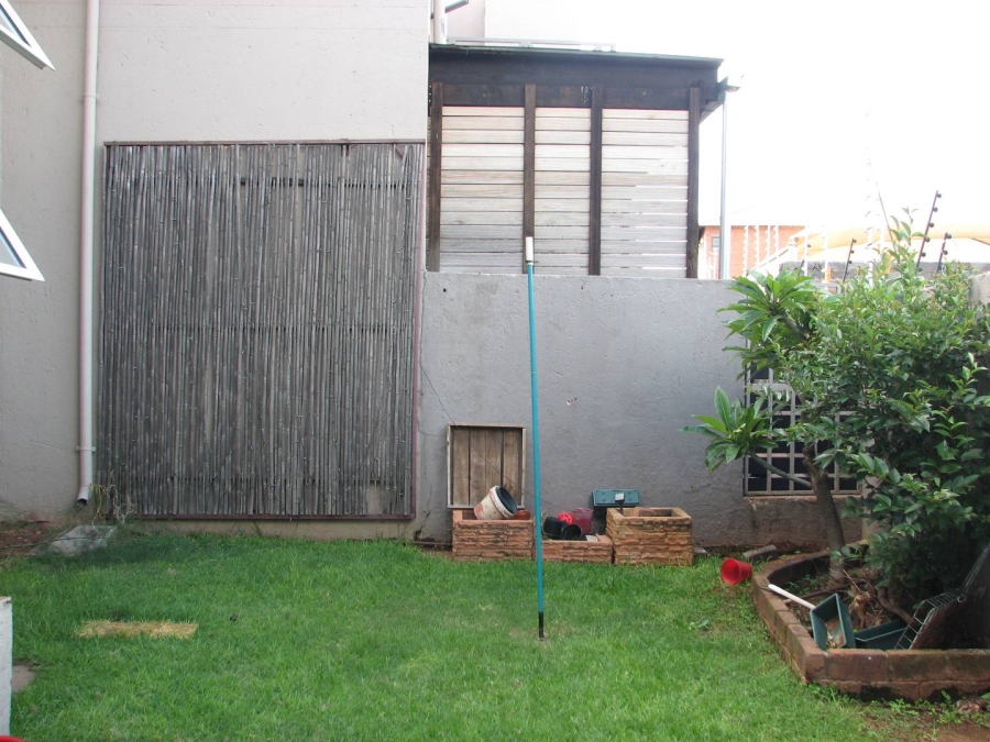2 Bedroom Property for Sale in South Crest Gauteng