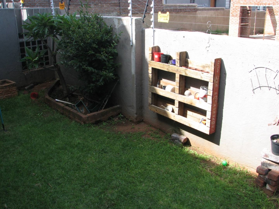 2 Bedroom Property for Sale in South Crest Gauteng