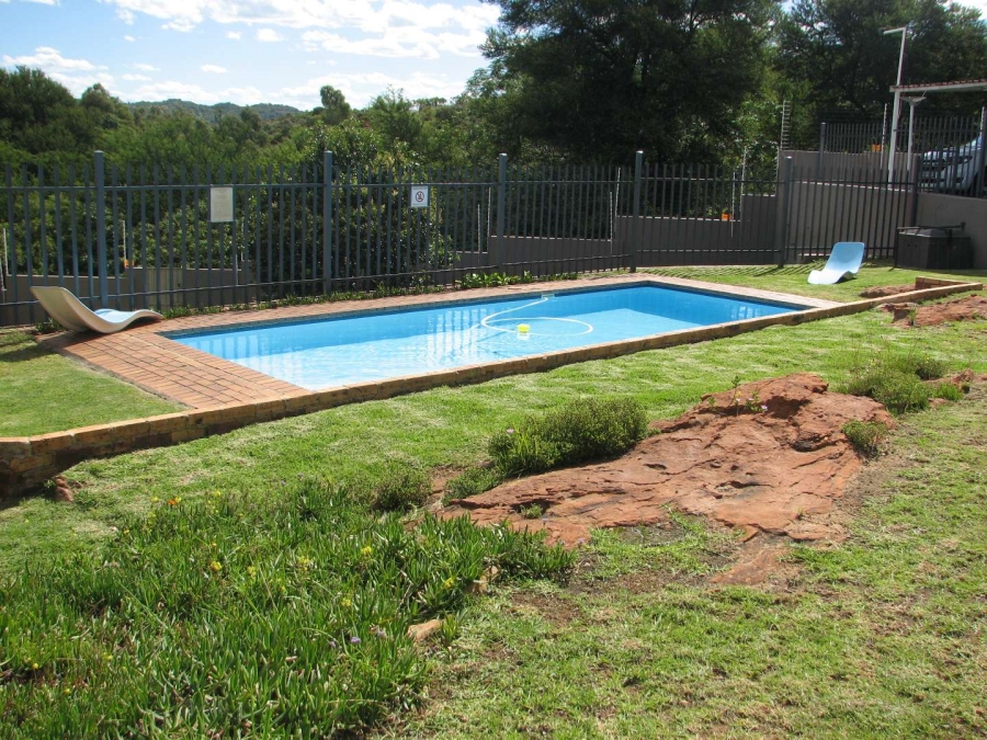 2 Bedroom Property for Sale in South Crest Gauteng