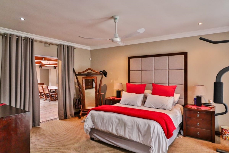 6 Bedroom Property for Sale in Eikenhof Gauteng