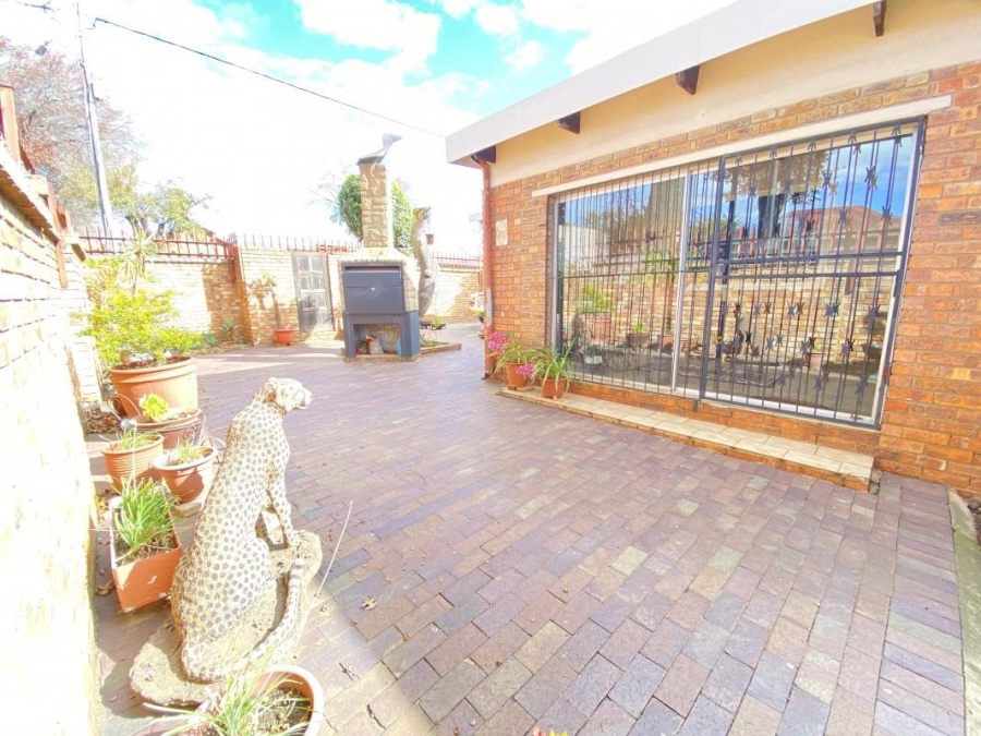 3 Bedroom Property for Sale in Turffontein Gauteng
