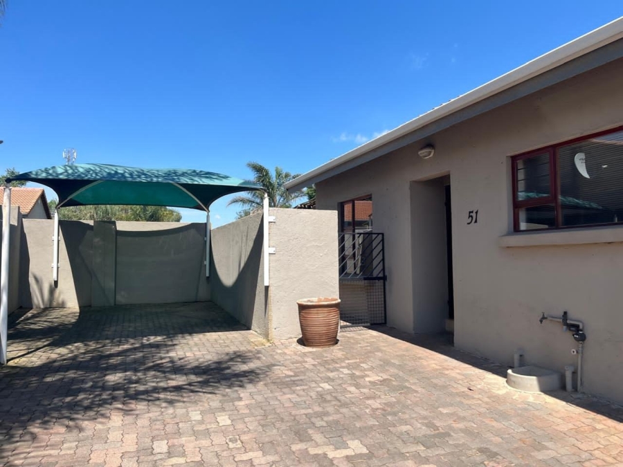 To Let 2 Bedroom Property for Rent in Hughes Gauteng