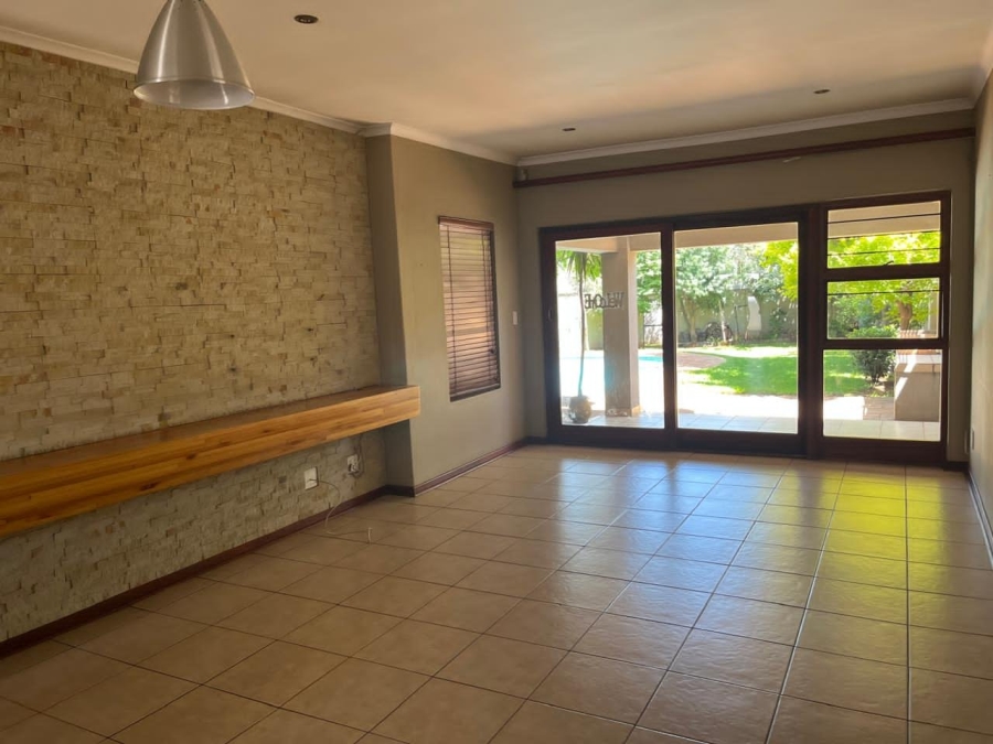 To Let 2 Bedroom Property for Rent in Hughes Gauteng