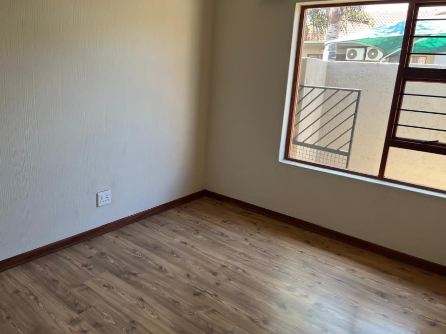 To Let 2 Bedroom Property for Rent in Hughes Gauteng