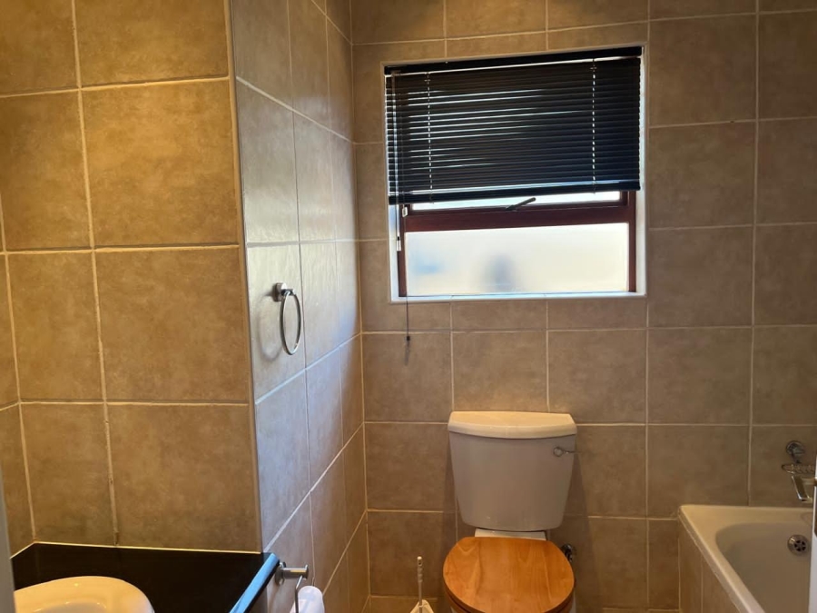 To Let 2 Bedroom Property for Rent in Hughes Gauteng