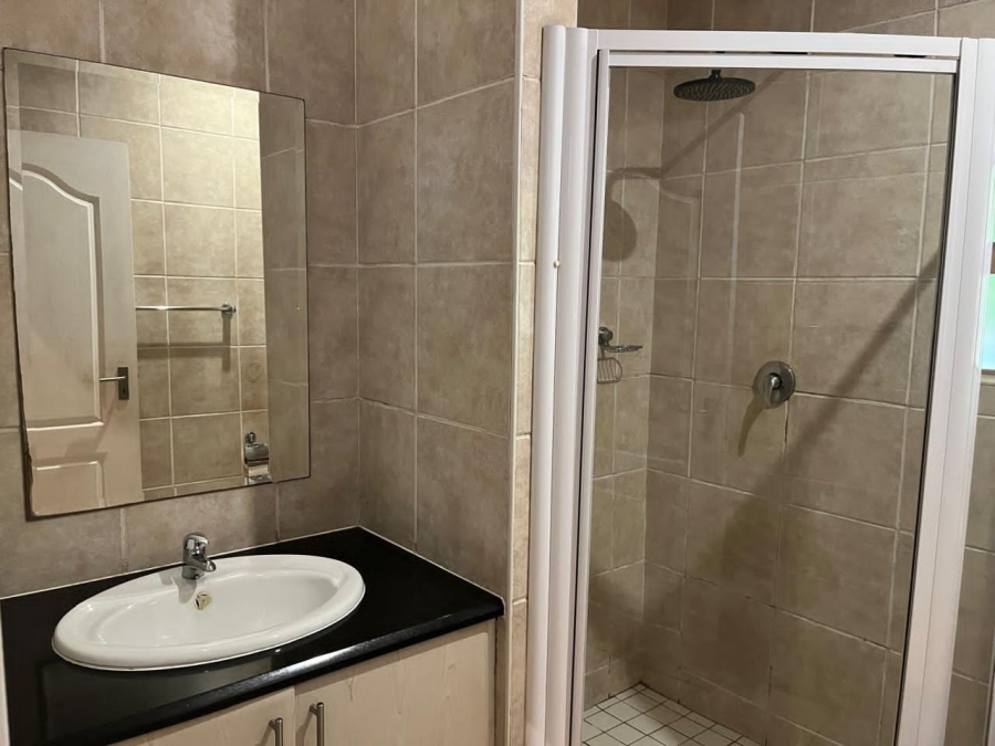 To Let 2 Bedroom Property for Rent in Hughes Gauteng