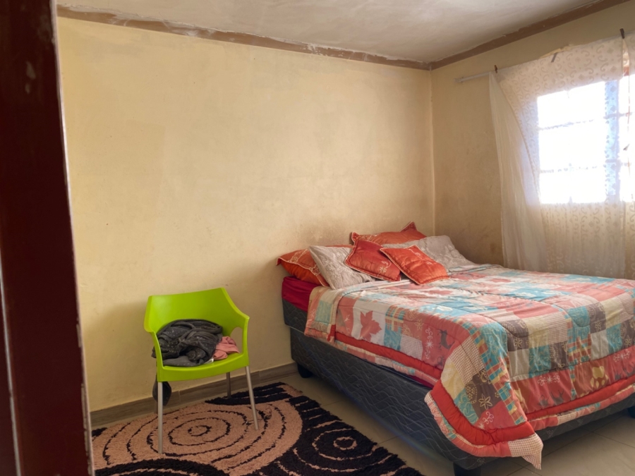 To Let 4 Bedroom Property for Rent in Lotus Gardens Gauteng