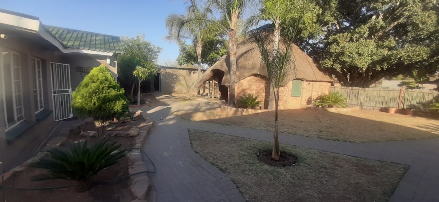 Commercial Property for Sale in Grootvaly AH Gauteng