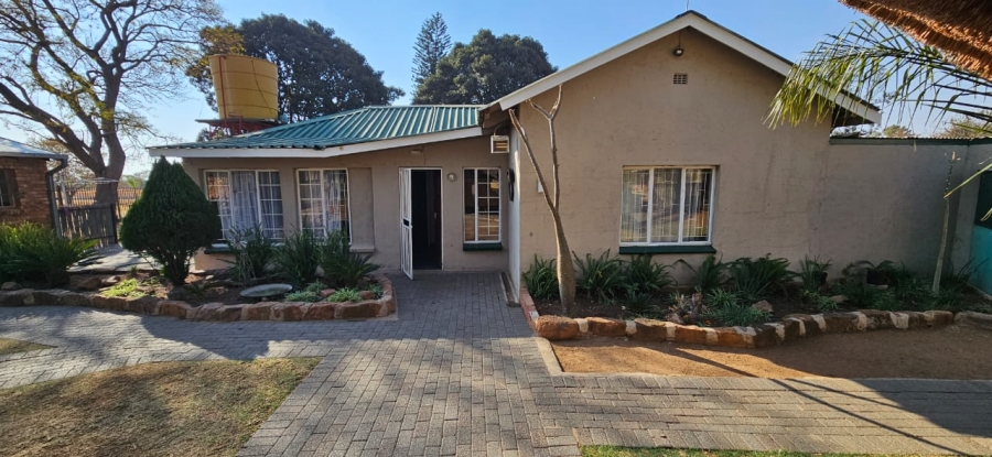 Commercial Property for Sale in Grootvaly AH Gauteng