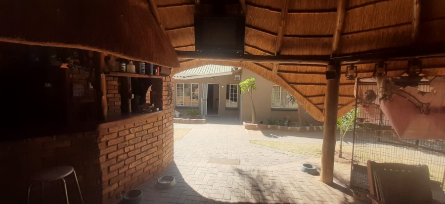 Commercial Property for Sale in Grootvaly AH Gauteng