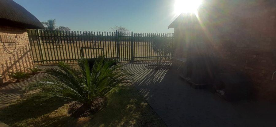 Commercial Property for Sale in Grootvaly AH Gauteng