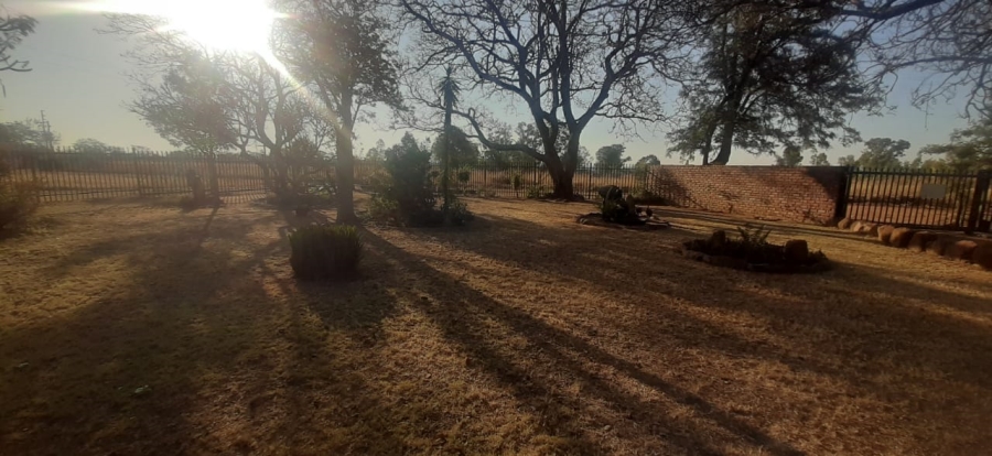 Commercial Property for Sale in Grootvaly AH Gauteng