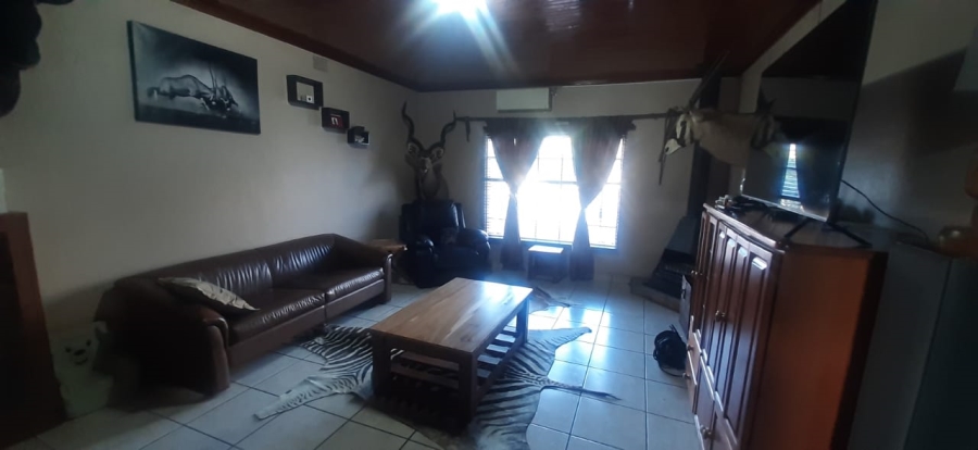 Commercial Property for Sale in Grootvaly AH Gauteng