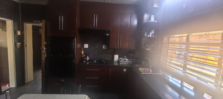 Commercial Property for Sale in Grootvaly AH Gauteng