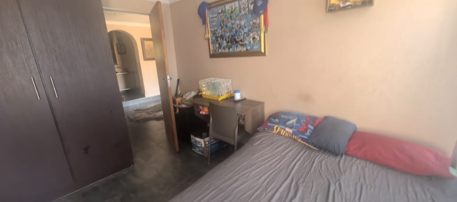 Commercial Property for Sale in Grootvaly AH Gauteng