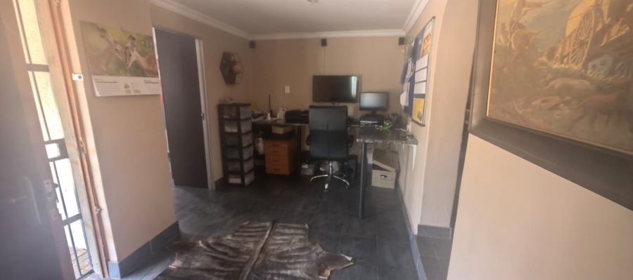 Commercial Property for Sale in Grootvaly AH Gauteng