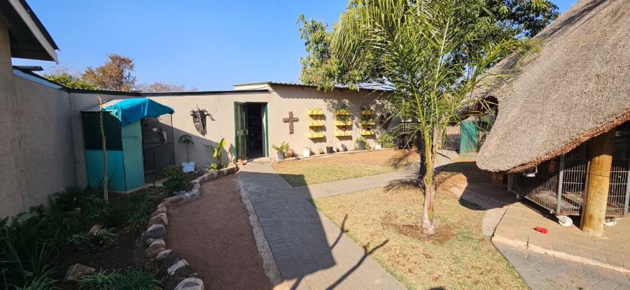 Commercial Property for Sale in Grootvaly AH Gauteng