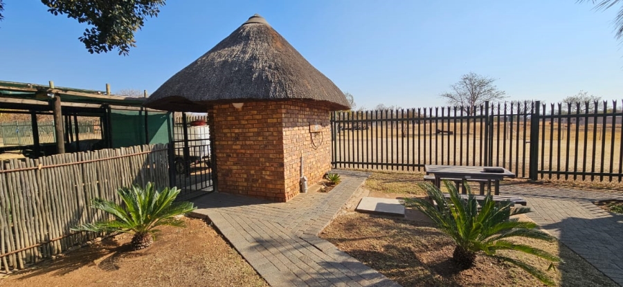 Commercial Property for Sale in Grootvaly AH Gauteng