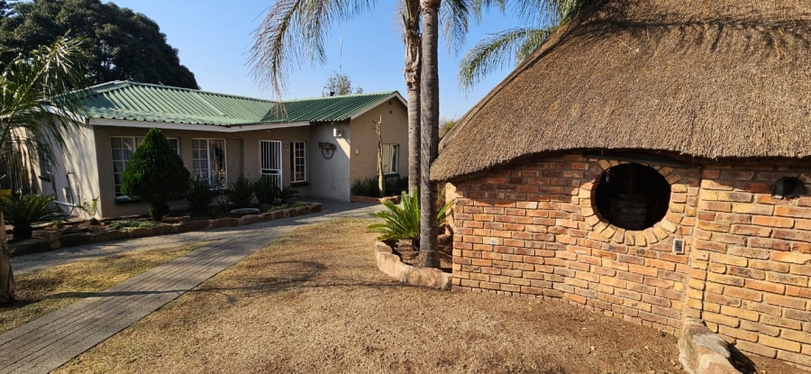 Commercial Property for Sale in Grootvaly AH Gauteng