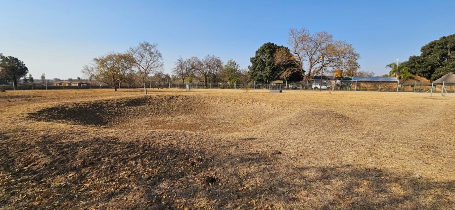 Commercial Property for Sale in Grootvaly AH Gauteng