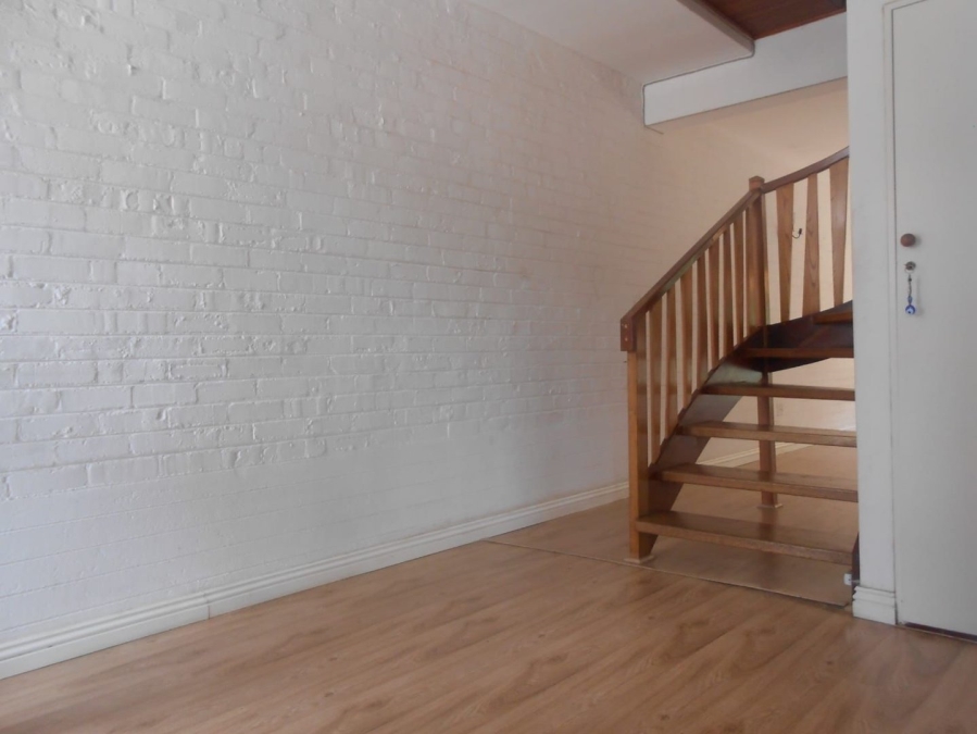 To Let 2 Bedroom Property for Rent in Craighall Park Gauteng