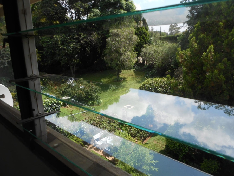 To Let 2 Bedroom Property for Rent in Craighall Park Gauteng