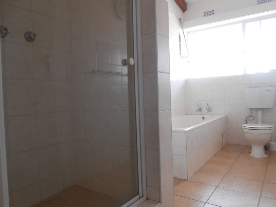 To Let 2 Bedroom Property for Rent in Craighall Park Gauteng