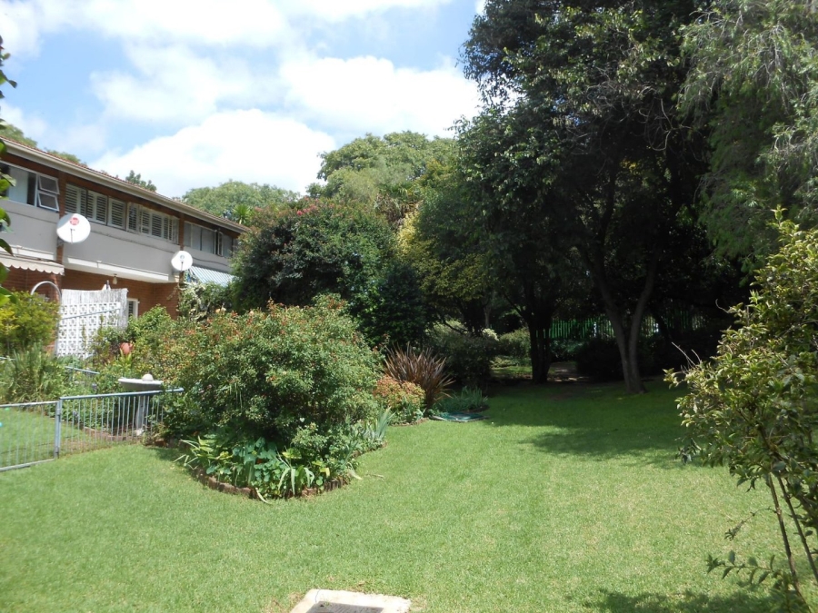 To Let 2 Bedroom Property for Rent in Craighall Park Gauteng