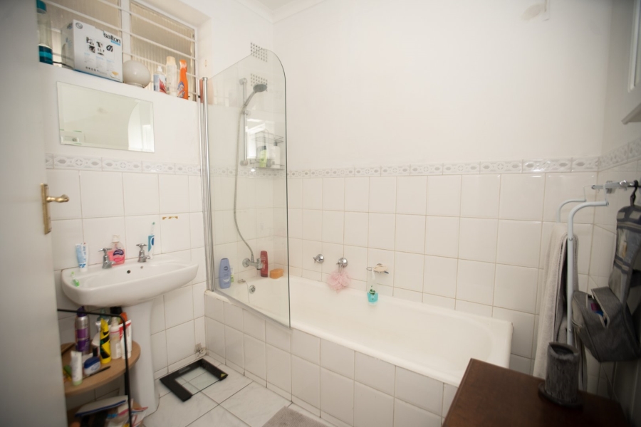 To Let 1 Bedroom Property for Rent in Craighall Park Gauteng