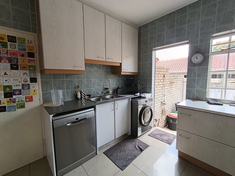 To Let 3 Bedroom Property for Rent in Hyde Park Gauteng