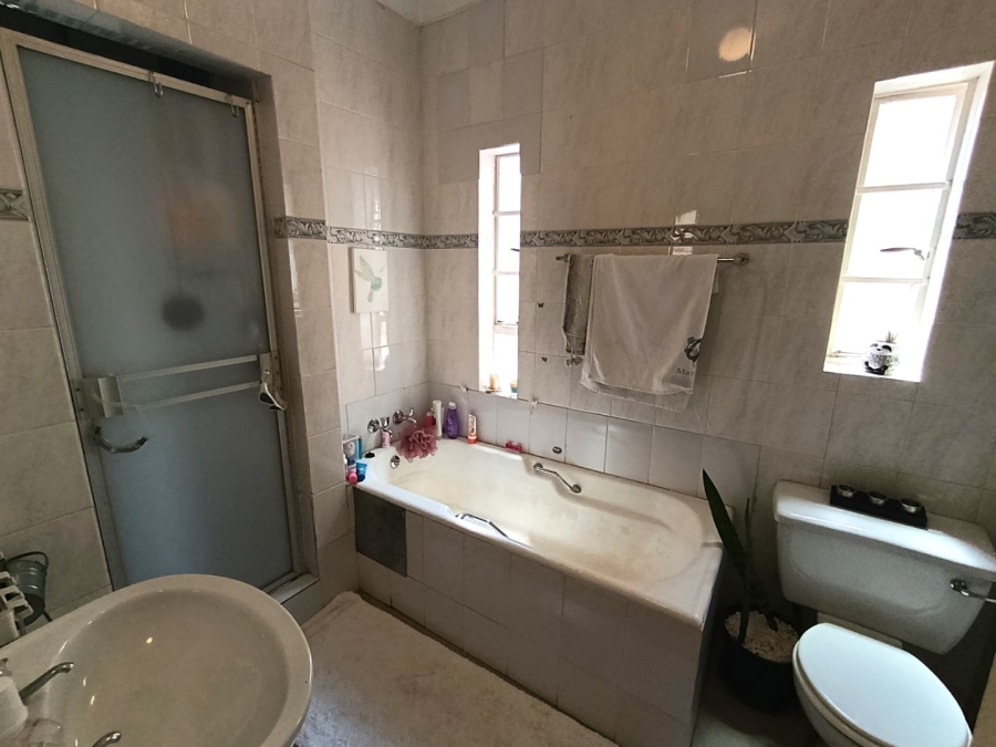 To Let 3 Bedroom Property for Rent in Hyde Park Gauteng