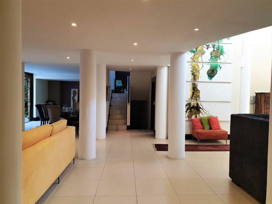 To Let 5 Bedroom Property for Rent in Houghton Estate Gauteng