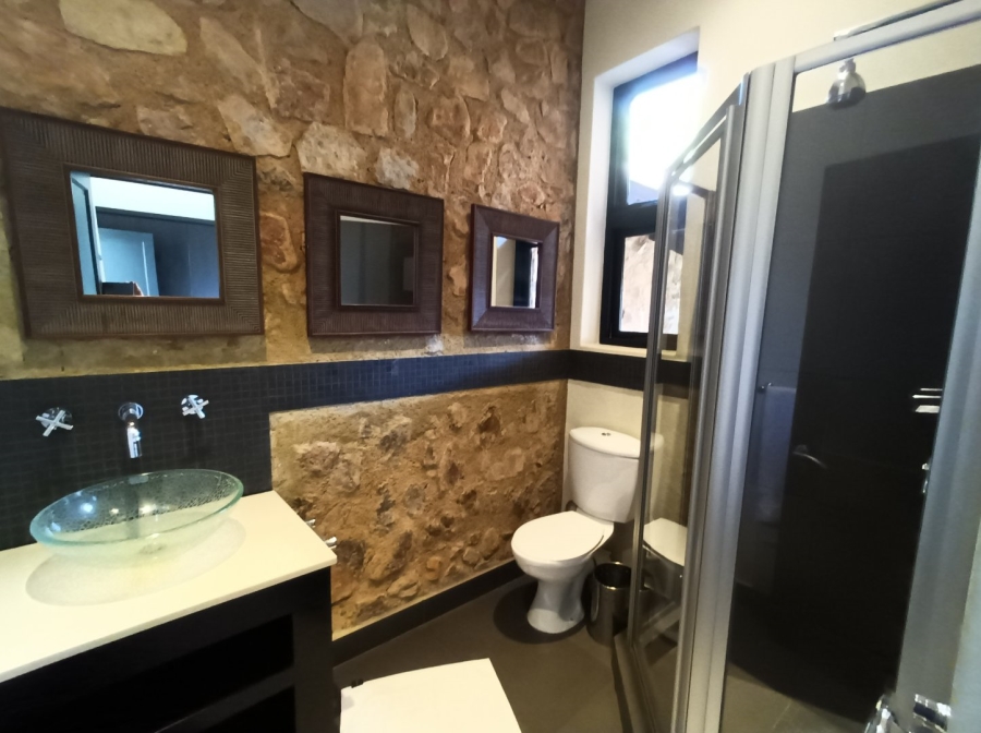 To Let 5 Bedroom Property for Rent in Houghton Estate Gauteng