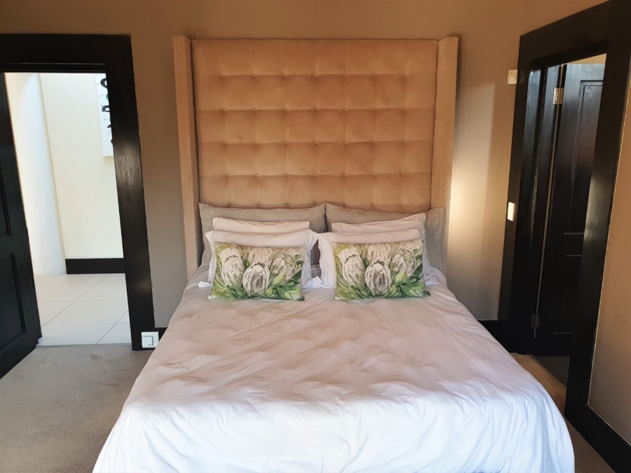 To Let 5 Bedroom Property for Rent in Houghton Estate Gauteng