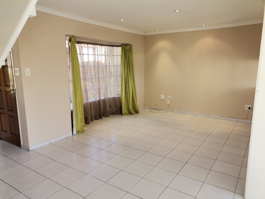 To Let 1 Bedroom Property for Rent in Ormonde Gauteng