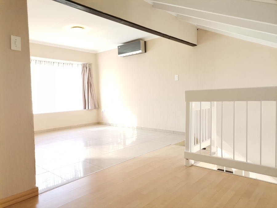 To Let 1 Bedroom Property for Rent in Ormonde Gauteng