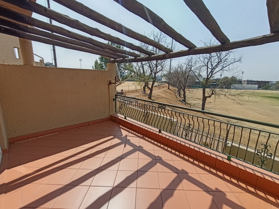 To Let 2 Bedroom Property for Rent in Illovo Gauteng
