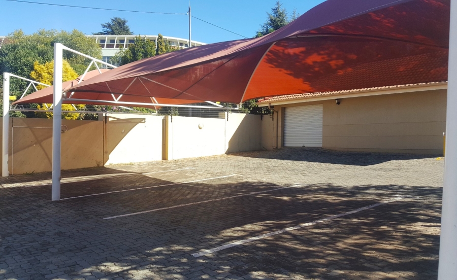 To Let 2 Bedroom Property for Rent in Illovo Gauteng