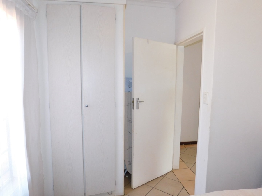 To Let 2 Bedroom Property for Rent in Mooikloof Ridge Gauteng