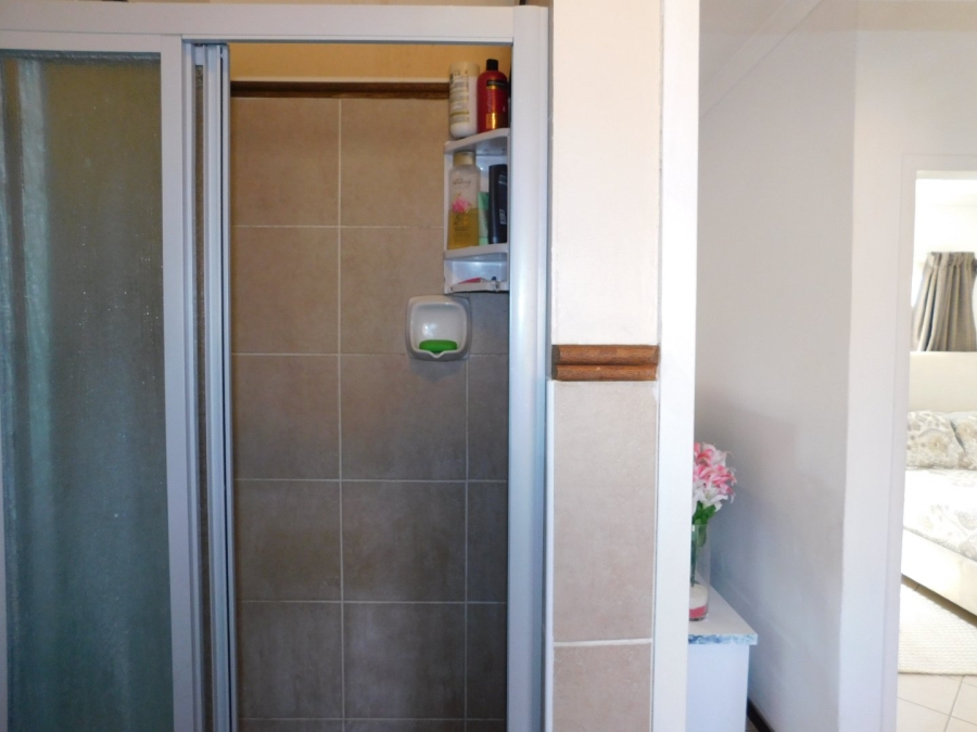 To Let 2 Bedroom Property for Rent in Mooikloof Ridge Gauteng
