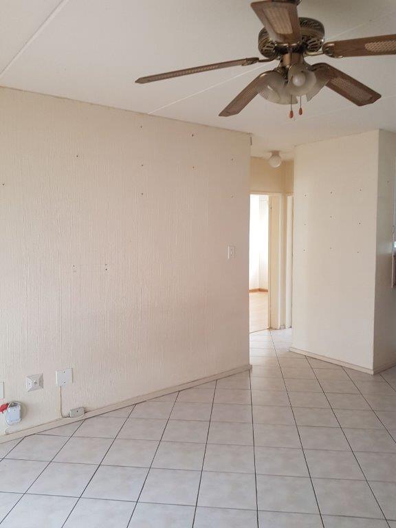 2 Bedroom Property for Sale in Vorna Valley Gauteng
