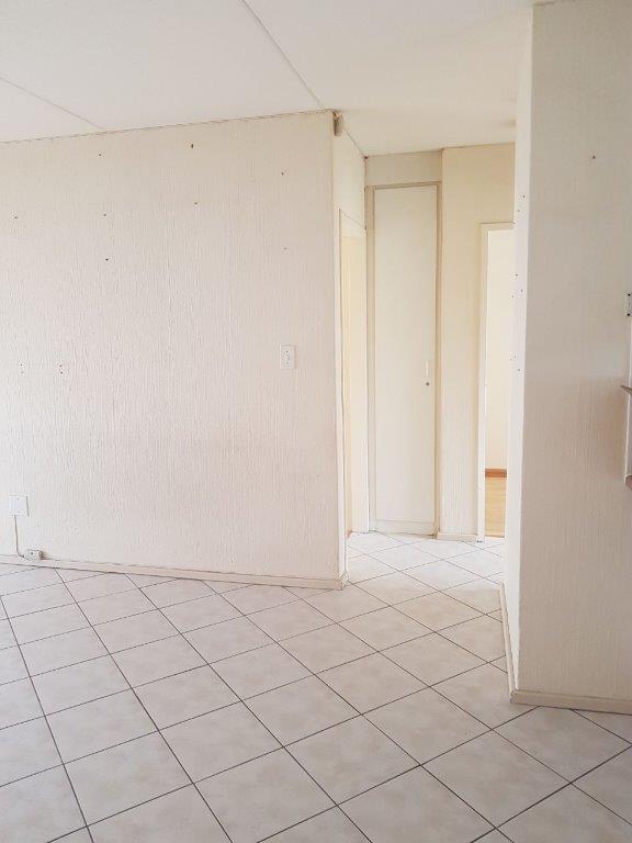 2 Bedroom Property for Sale in Vorna Valley Gauteng
