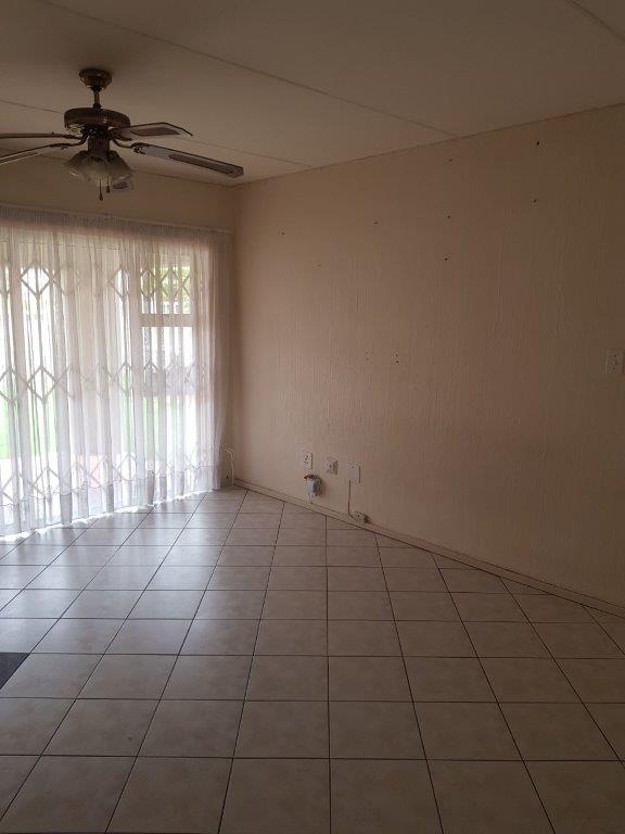 2 Bedroom Property for Sale in Vorna Valley Gauteng