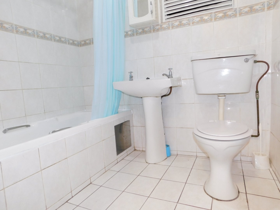1 Bedroom Property for Sale in Hatfield Gauteng