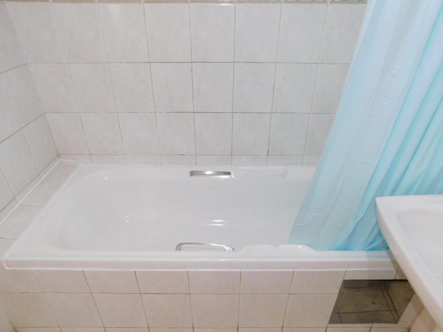 1 Bedroom Property for Sale in Hatfield Gauteng