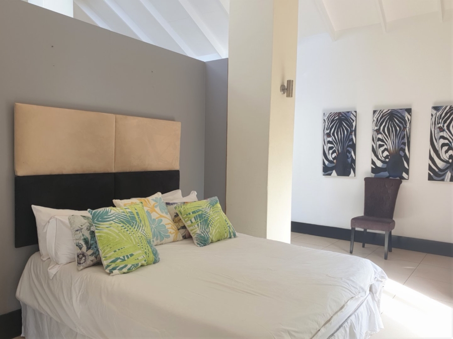 To Let 1 Bedroom Property for Rent in Houghton Estate Gauteng
