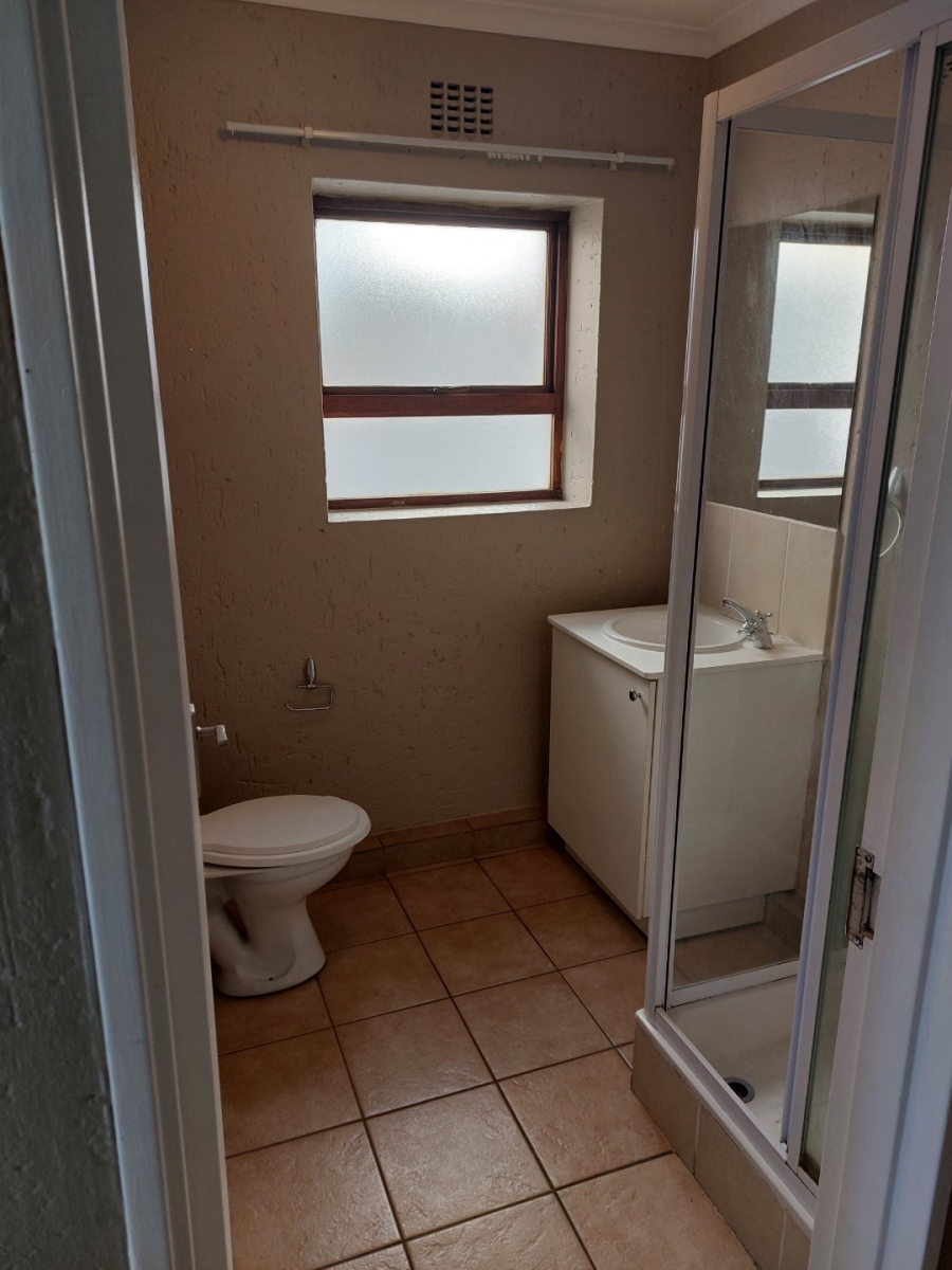 To Let 2 Bedroom Property for Rent in Ferndale Gauteng