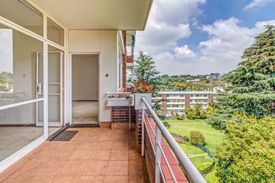 To Let 2 Bedroom Property for Rent in Illovo Gauteng